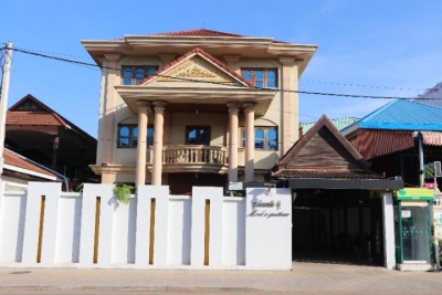 Mom's Guesthouse
