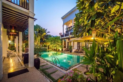 Mulberry Hotel