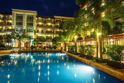 Royal Empire Premium Hotel