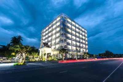 The Palm Hotel