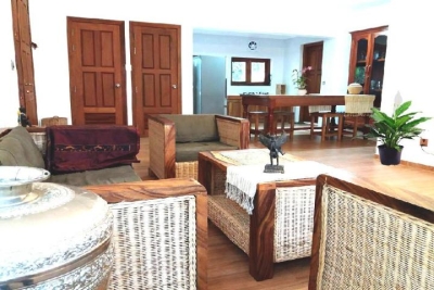 Angkor Dino B&B