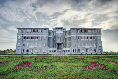 Le Bokor Palace