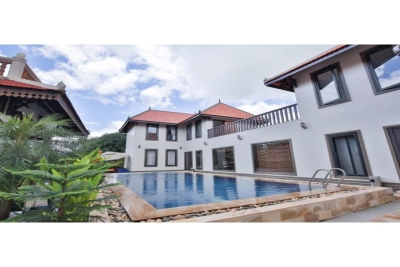 Angkor Diamond Pool Villa/Private villa for family