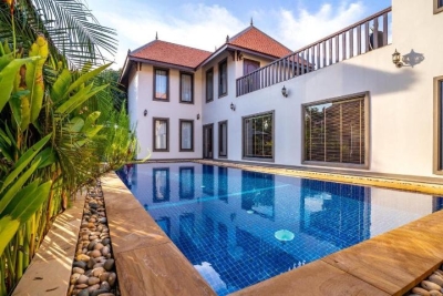 Angkor Diamond Pool Villa/2 Private Bedroom