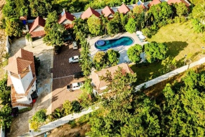 Season Bay Resort