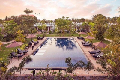 AMAZING PALM RESORT