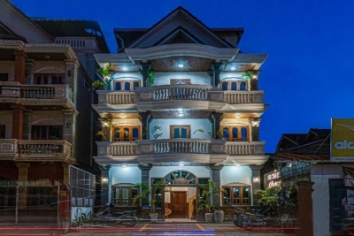 Archaic House