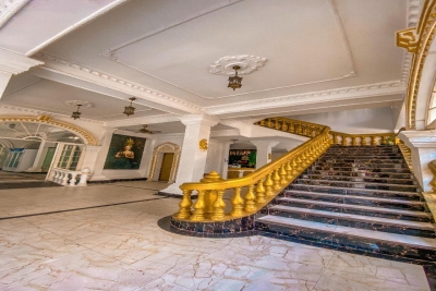 Le Grand Palais Hotel