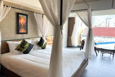 Phnom Penh Romantic Suite by Soben Homes