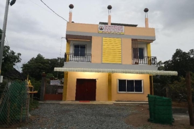 Village Pottery Garden Villa