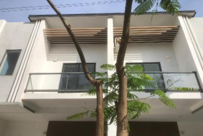 Empy House, Full of Living Options