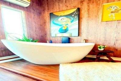 L-Luxurious Apartament with Bathtub