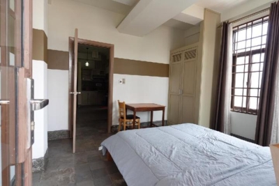 Daylight 1 bedroom Apartment