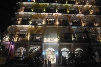 Le Hotel