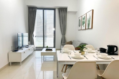 Family Friendly 2 Queen Bed 2BR Pool/Gym/WIfi