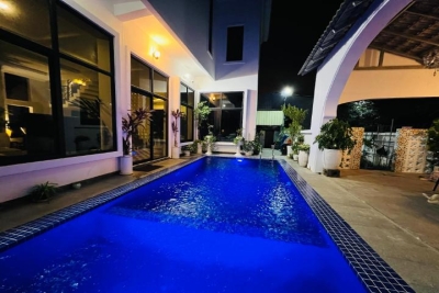 The Little Garden Villa