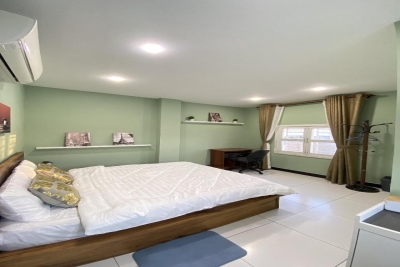 Sama House