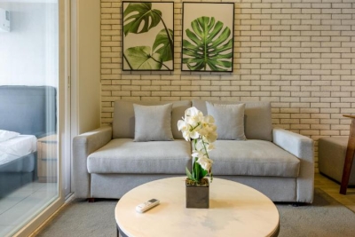 Golden One Apartment Suite Near Olympia Stadium